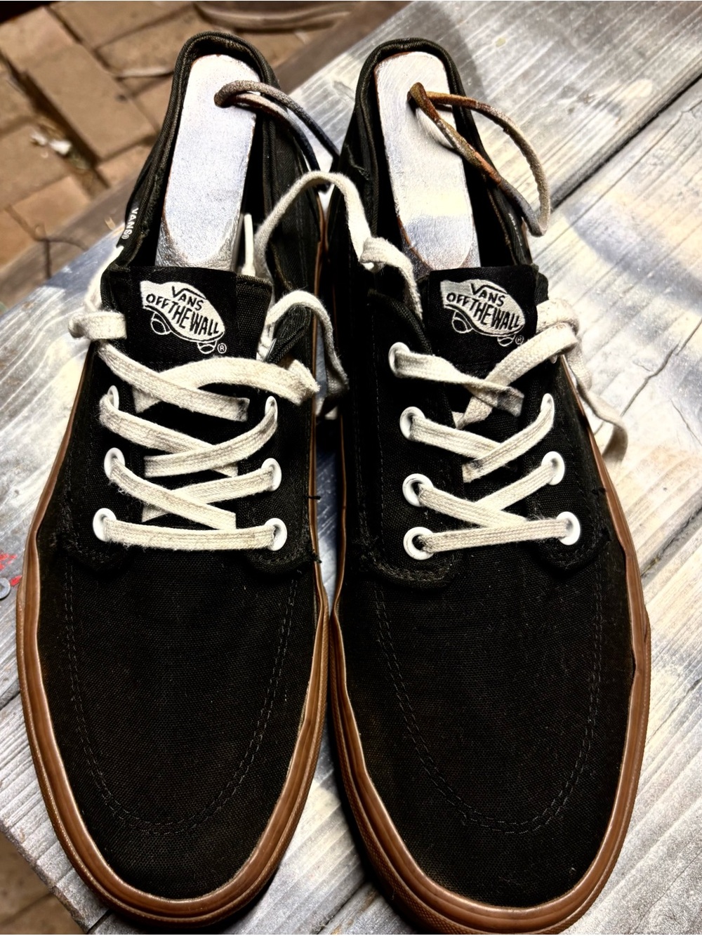 Vans Men’s Black Canvas Low-Top Sneakers with Brown Sole size 10.5